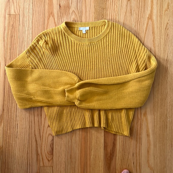 Women’s Yellow Crop Knit Sweater - Picture 1 of 2